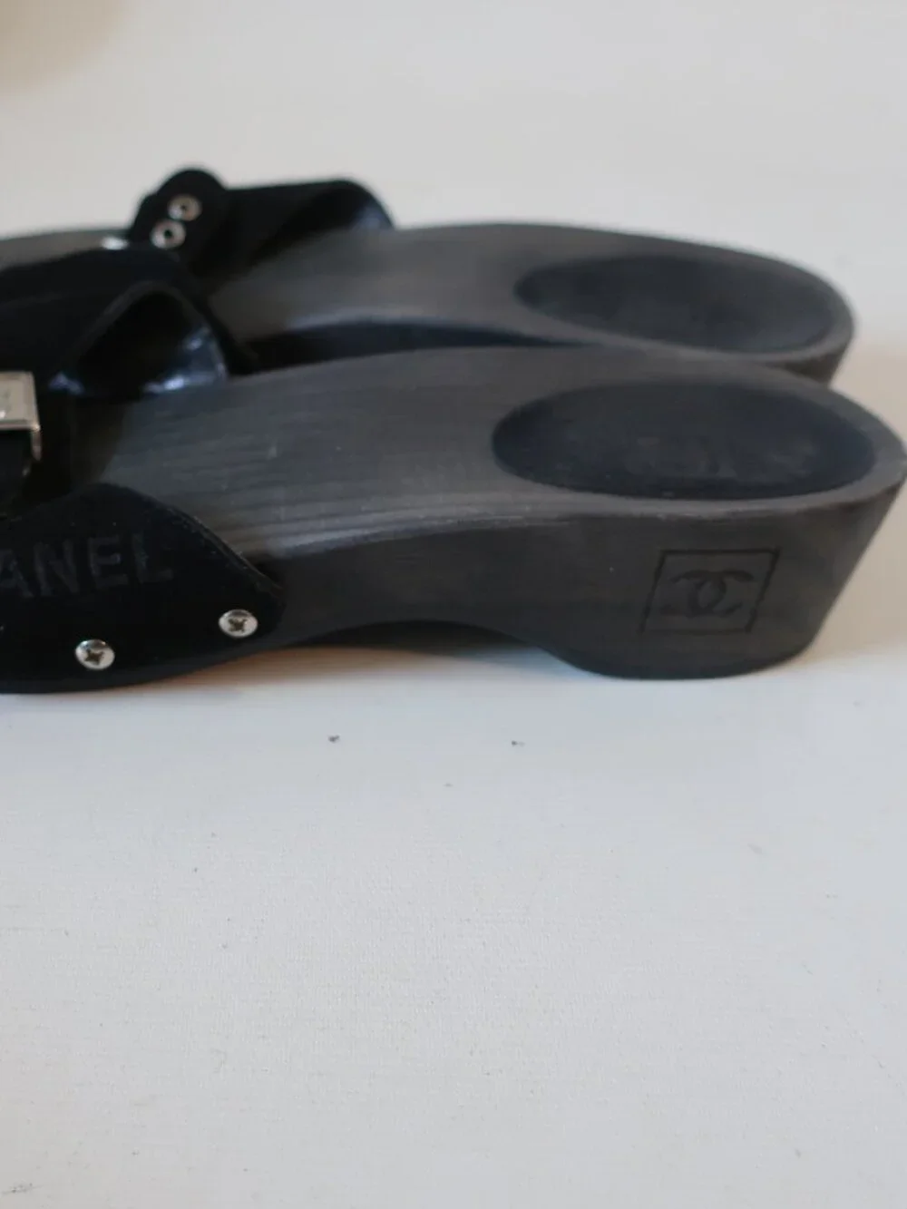 Authentic Women Chanel Black Suede Interlocked CC Wood Clog Mule Sandals 38 US/8